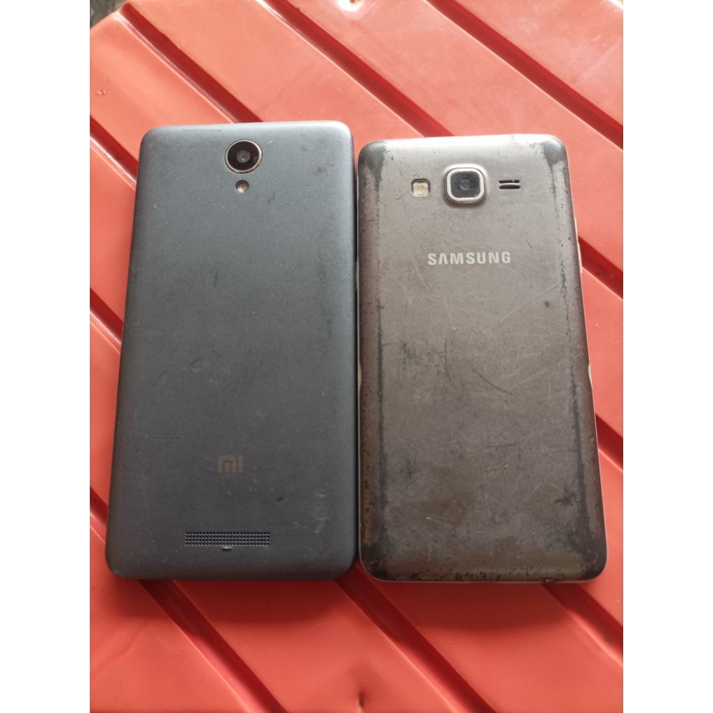 hp redmi note 2 dan samsung grand prime minus ringan