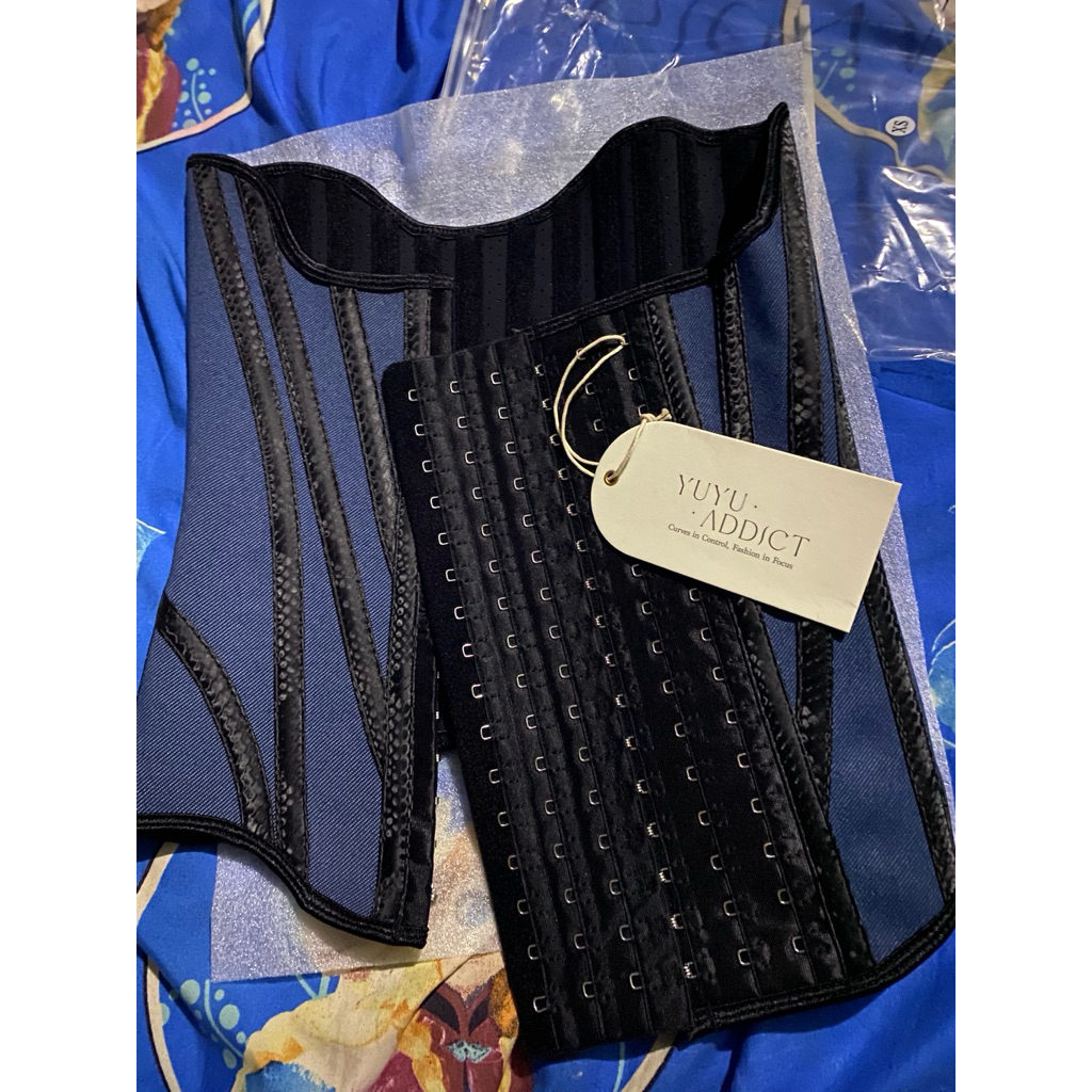 YUYU ADDICT DENIM 19 TULANG