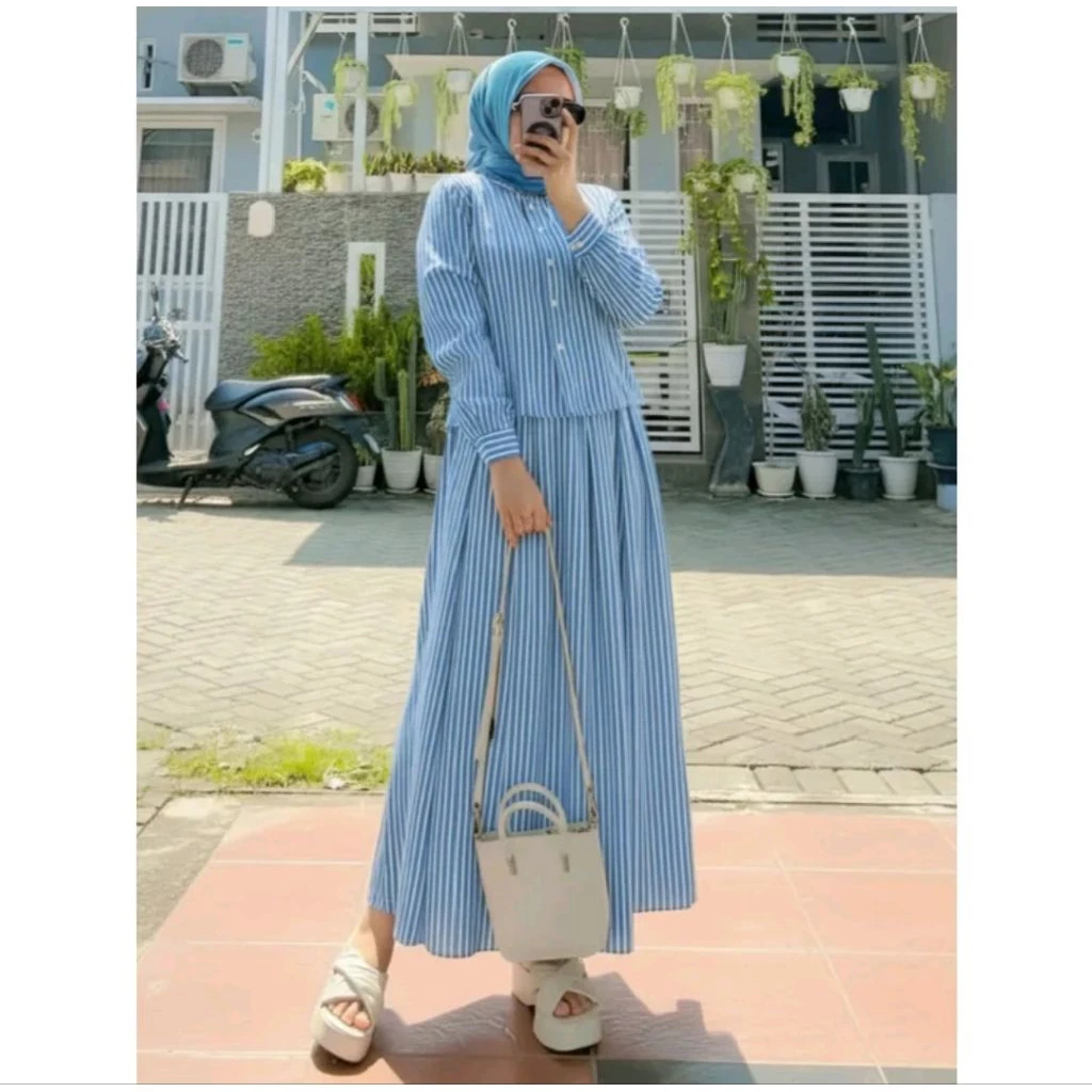 Sheila One Set Rok Bahan Katun Salur Setelan Kemeja Wanita