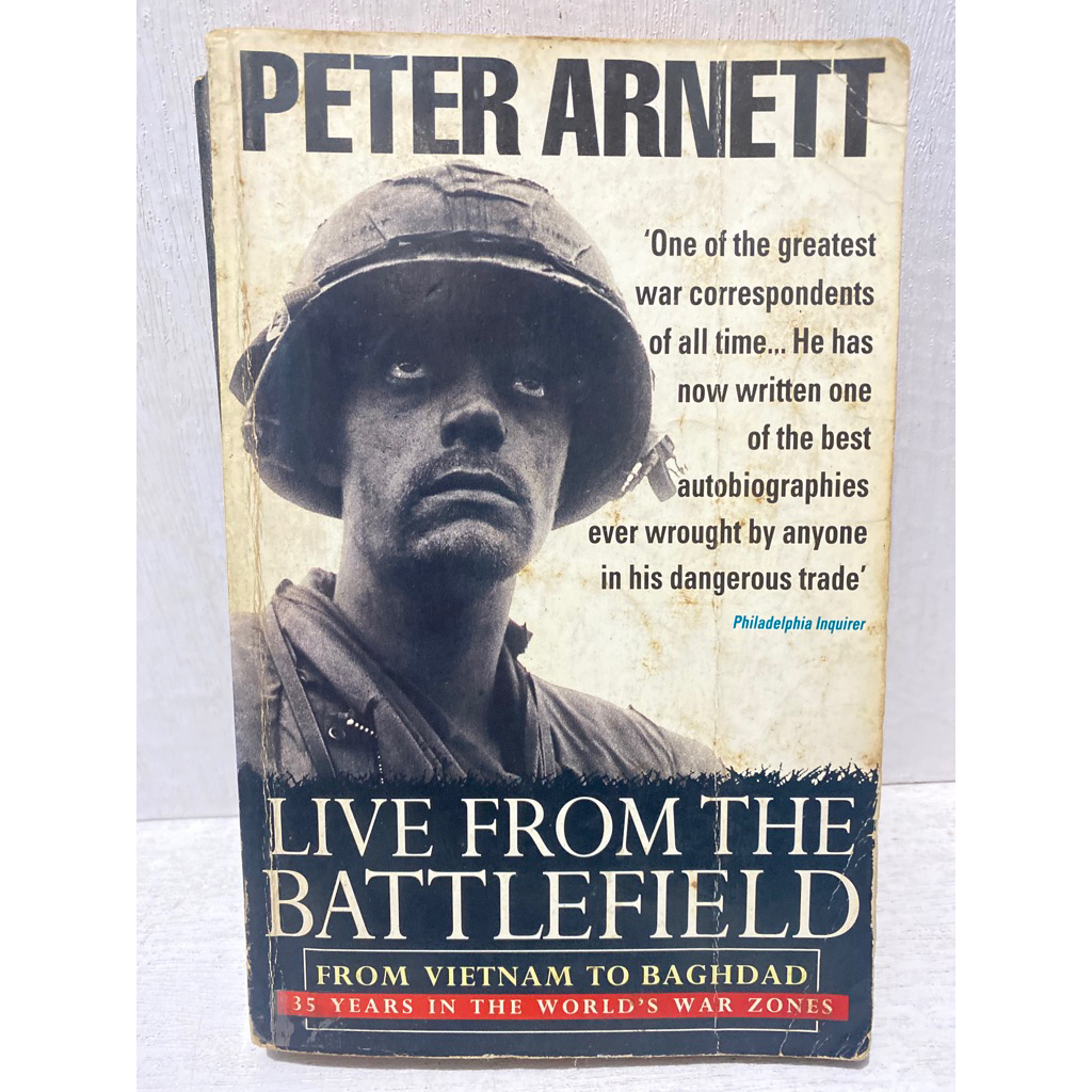 Buku Original LIVE FROM THE BARTLEFIELD - PETER ARNETT