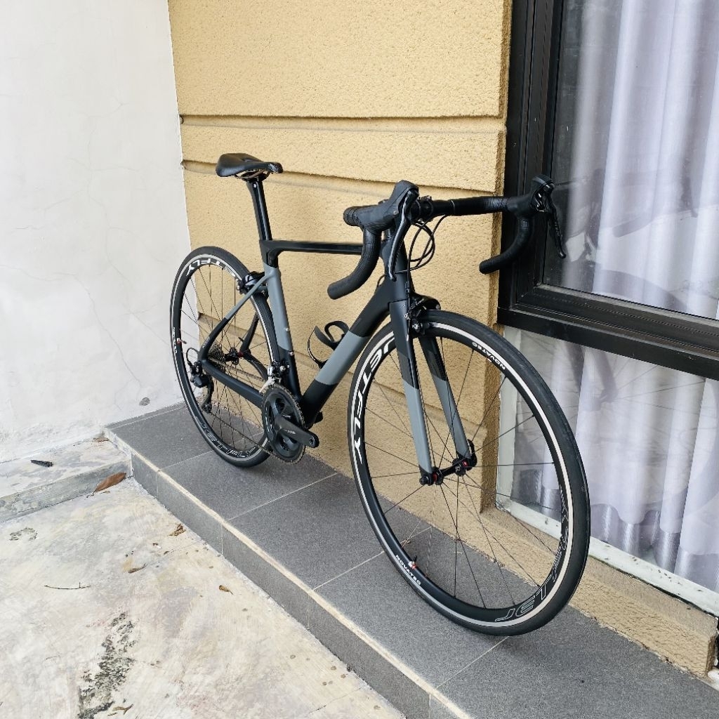 roadbike elves quendi carbon