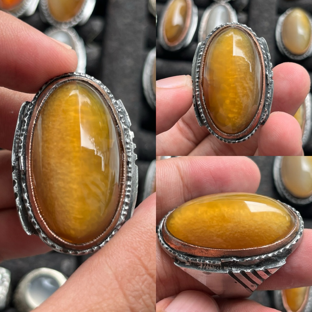 Cincin batu Pandan nanas