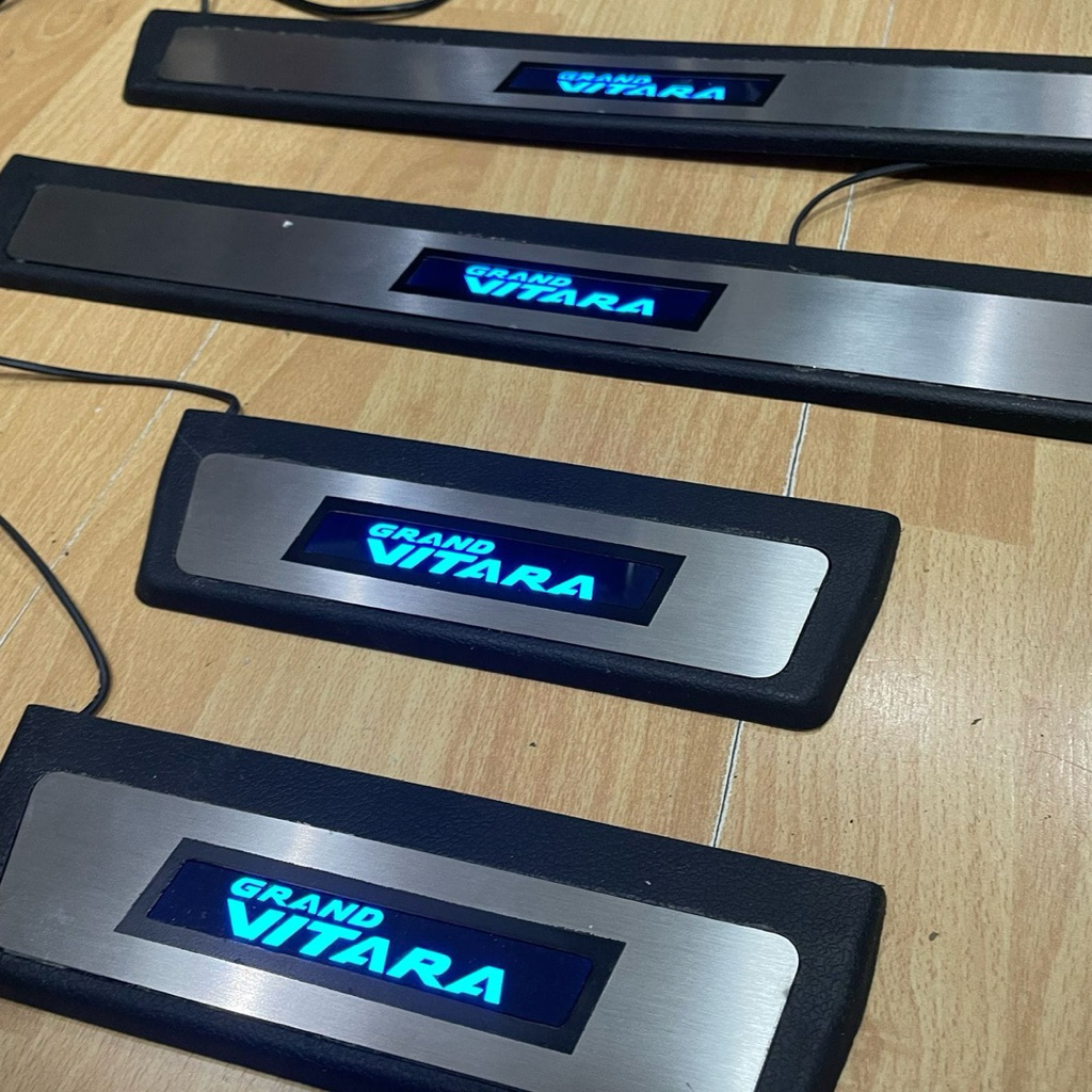 SILLPLATE LED GRAND VITARA 2023 - 2025 NYALA import SUZUKI