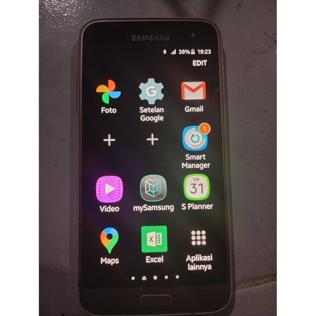 Hp second Samsung j3 (2016)