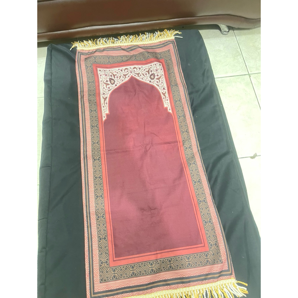 Sajadah Single Howel & Co