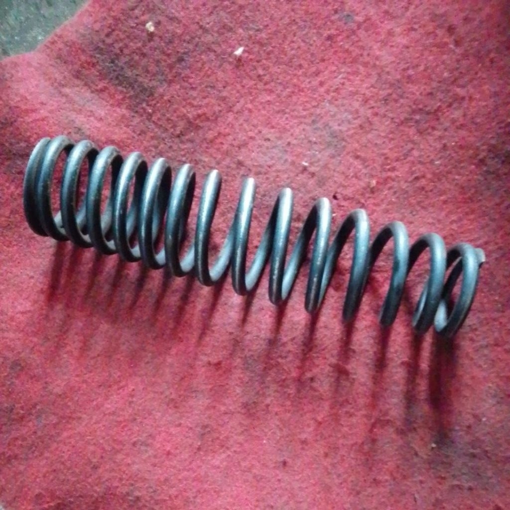 PER SHOCK BELAKANG VESPA/ per ulir shock belakang second