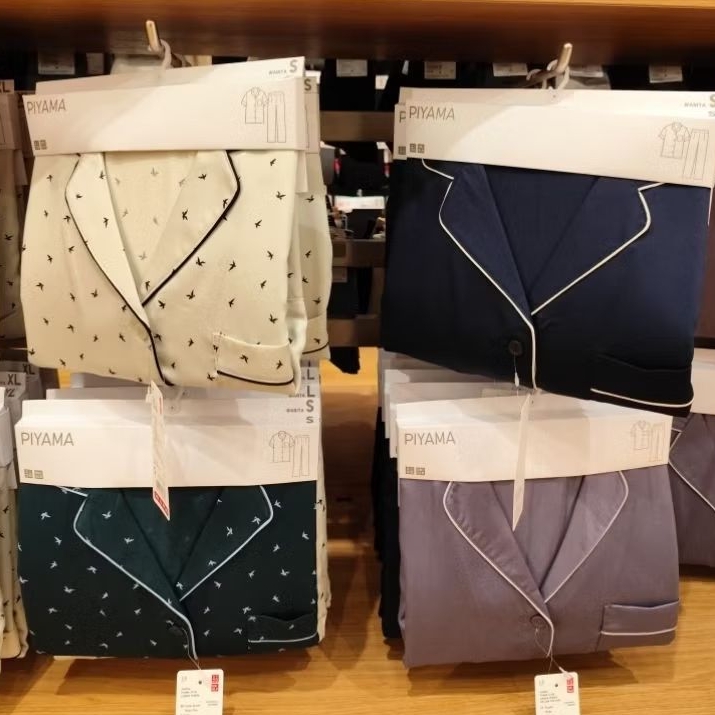 Piyama Satin Lengan Pendek Celana Panjang Wanita Uniqlo