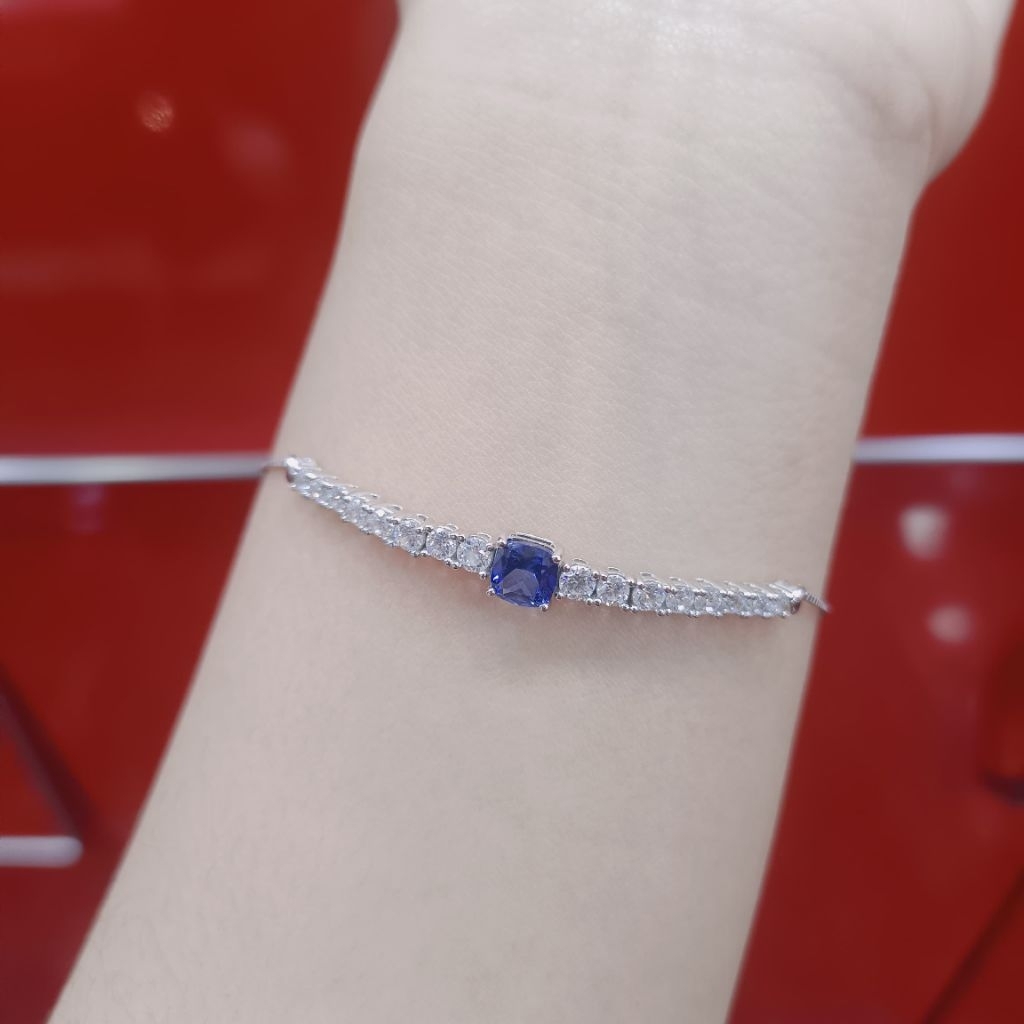 gelang mas putih mas tua kadar 755 permata biru dengan model terbaru Newborn