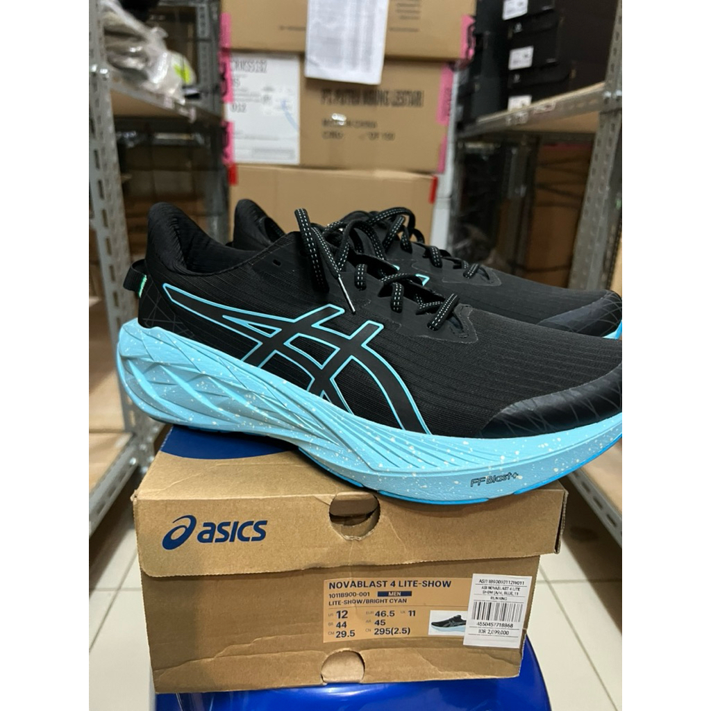 asics Novablast 4  blue