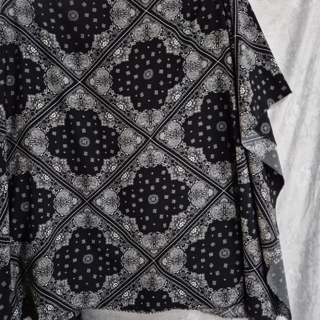 Kain Wolfis Premium Motif - Kain Wolfis Motif - Harga Tertera 0,5 Meter