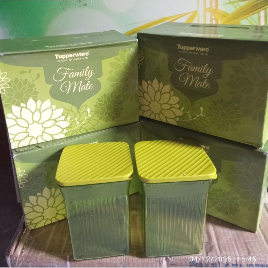 family mate famet square round tupperware(1)