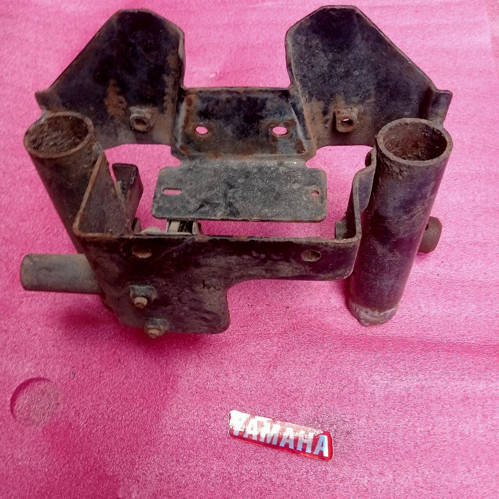 sambungan rangka belakang fizr