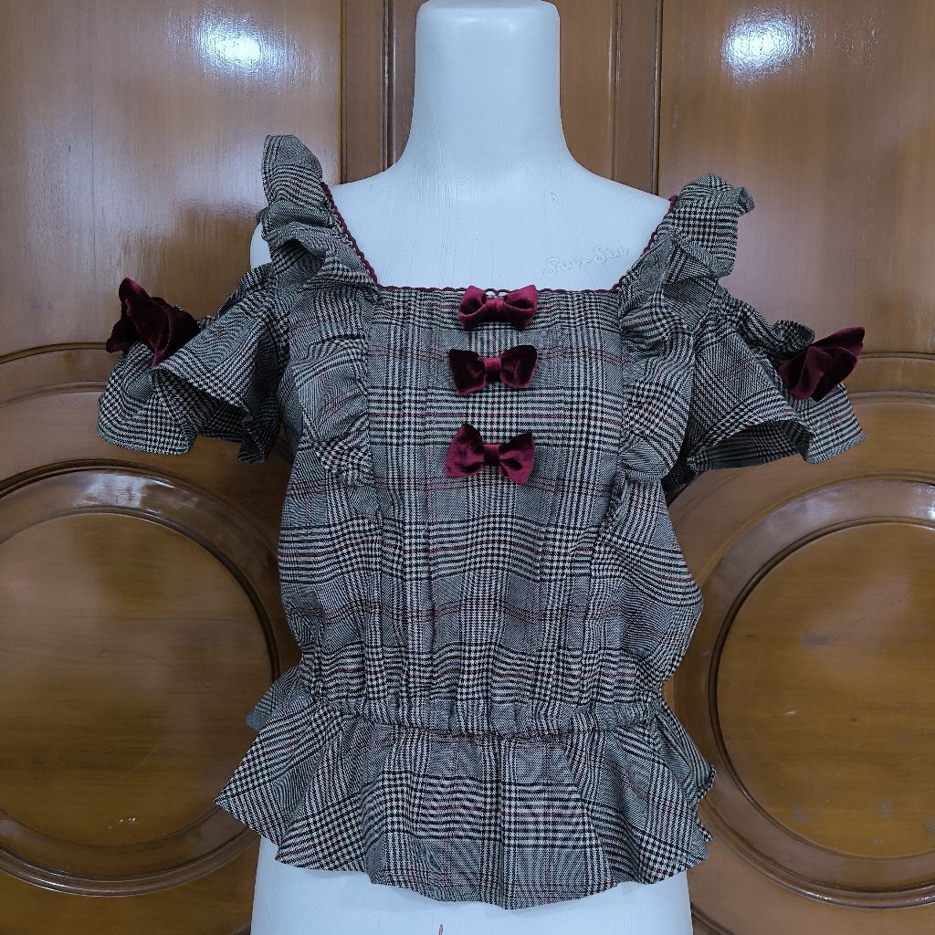 atasan cut off shoulder gingham plaid liz lisa