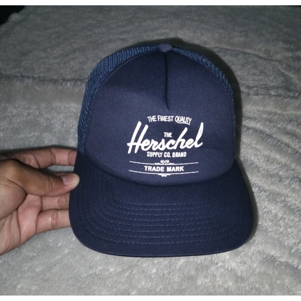 Topi Trucker Herschel Setelan Second