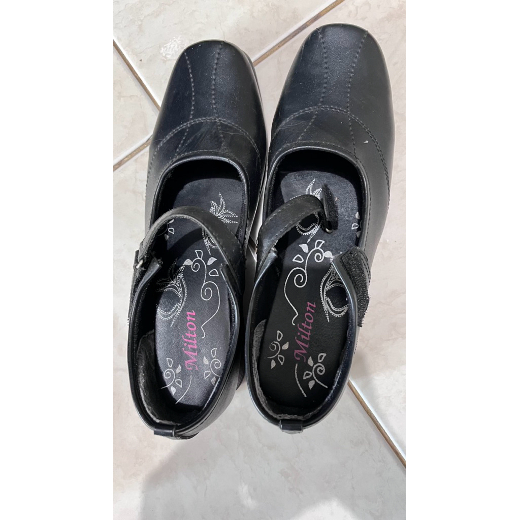 Sepatu pantofel wanita - milton