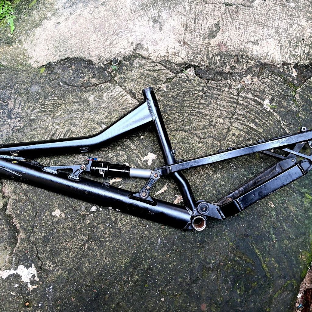 Frame Sepeda Polygon Collosus FR BISA TT