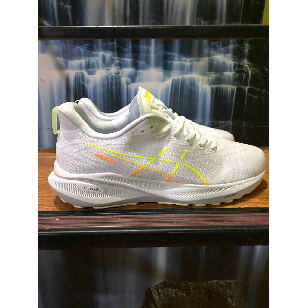 Sepatu Running Terbaru  Size 45 Insole 28,5