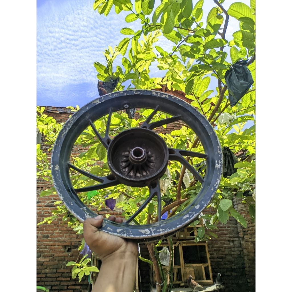 Velg belakang tvs dazz original
