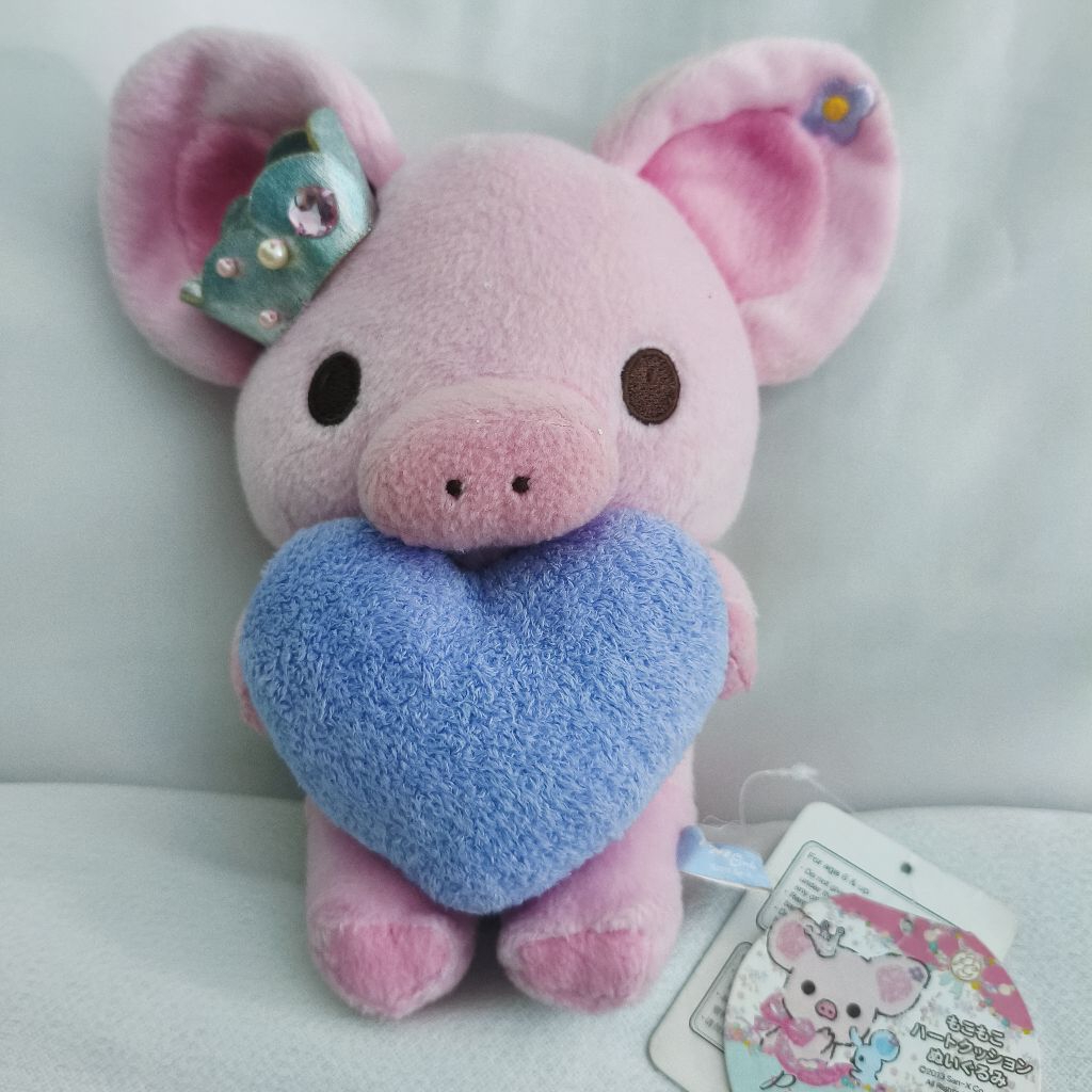 boneka piggy girl san-x