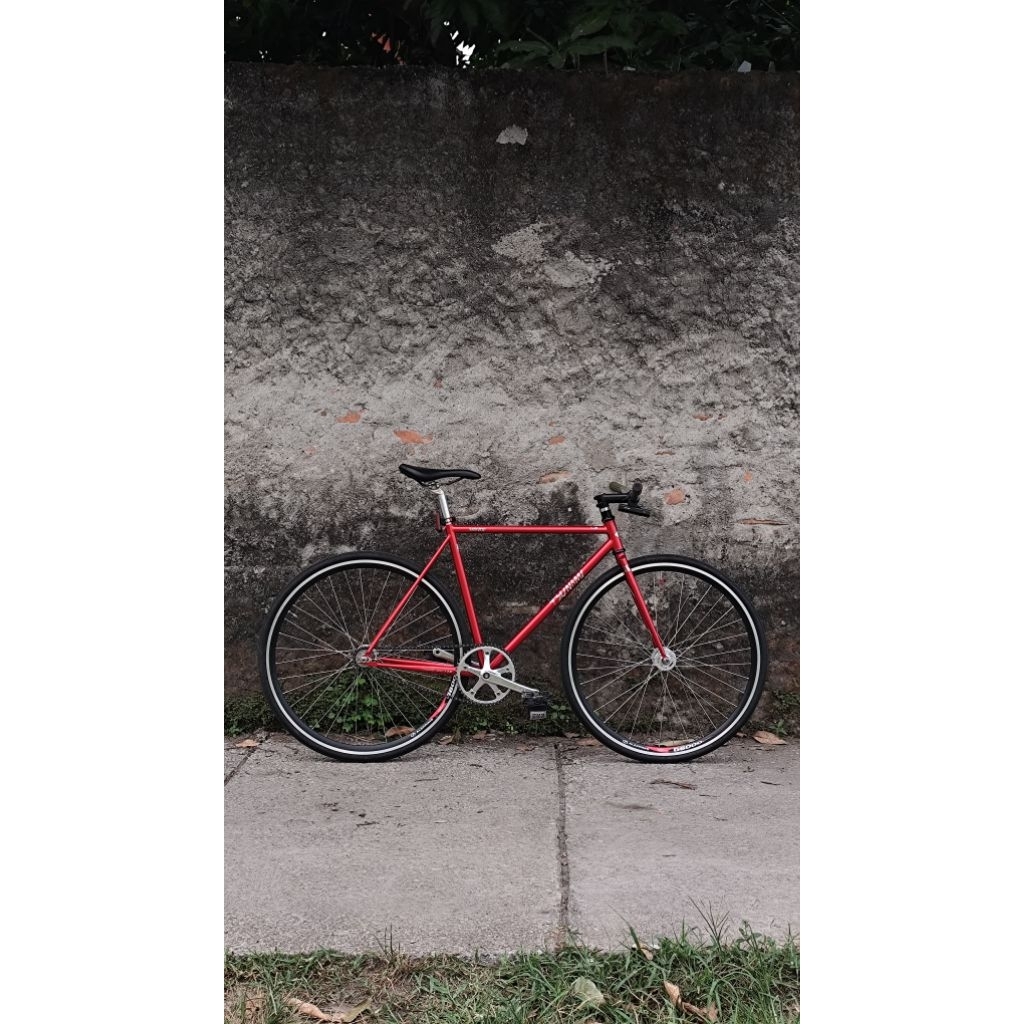 Sepeda Fixie Tsunami SNM4130