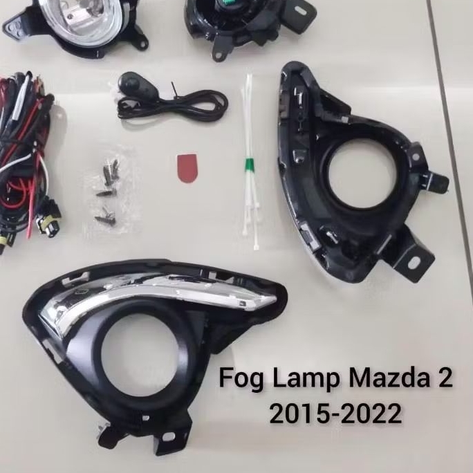 Fog Lamp Mobil Mazda 2 2015 On