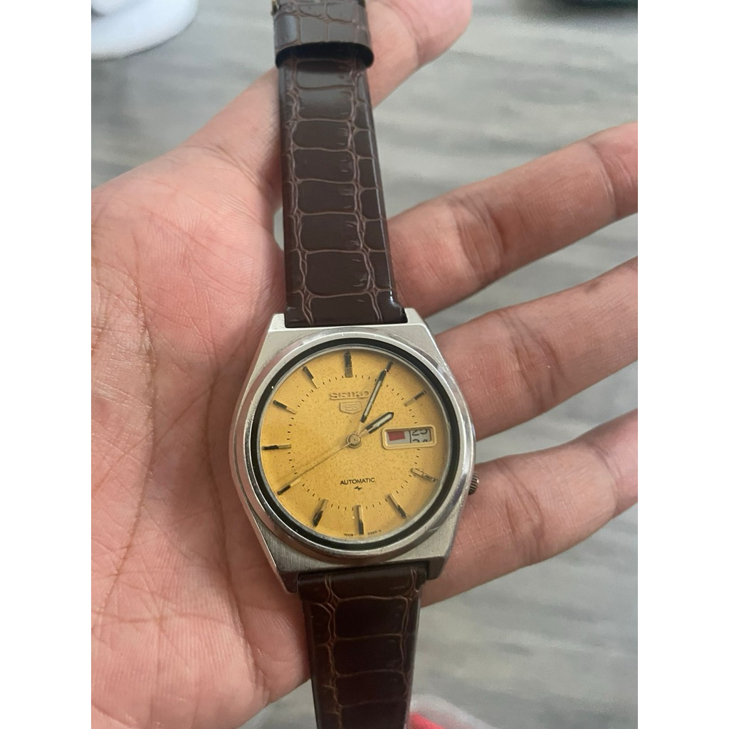 Seiko 5 Gold Automatic