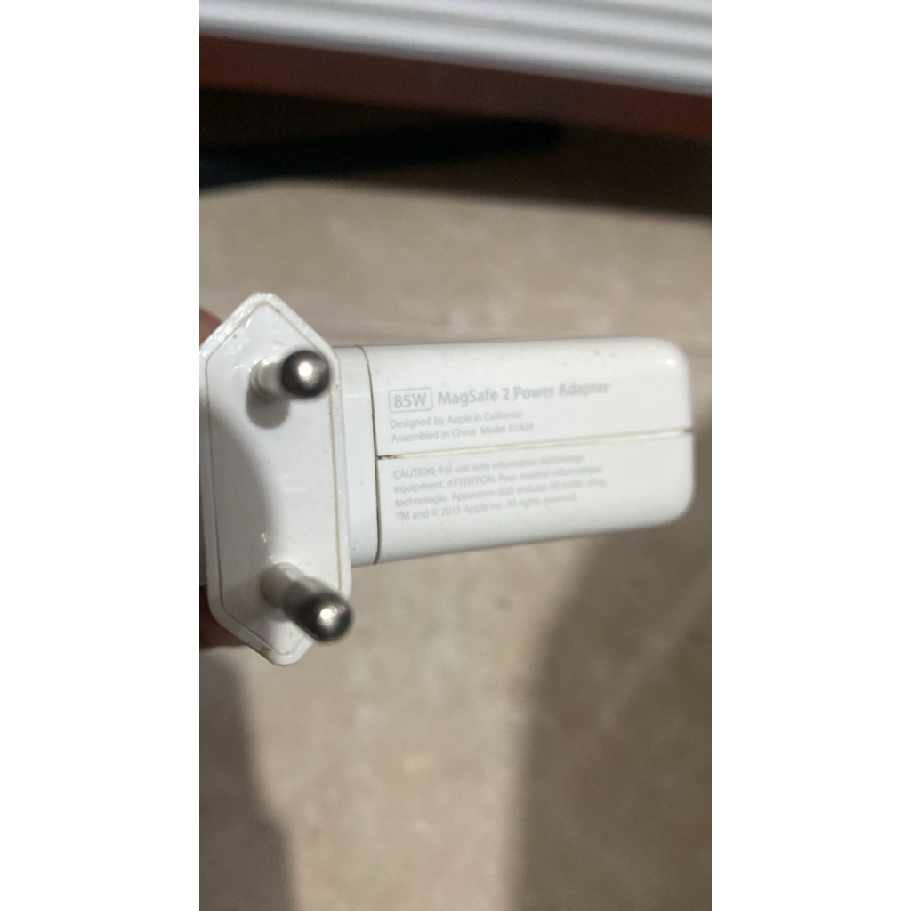 Magsafe 2 (85 watt) original copotan macbook pro 2015