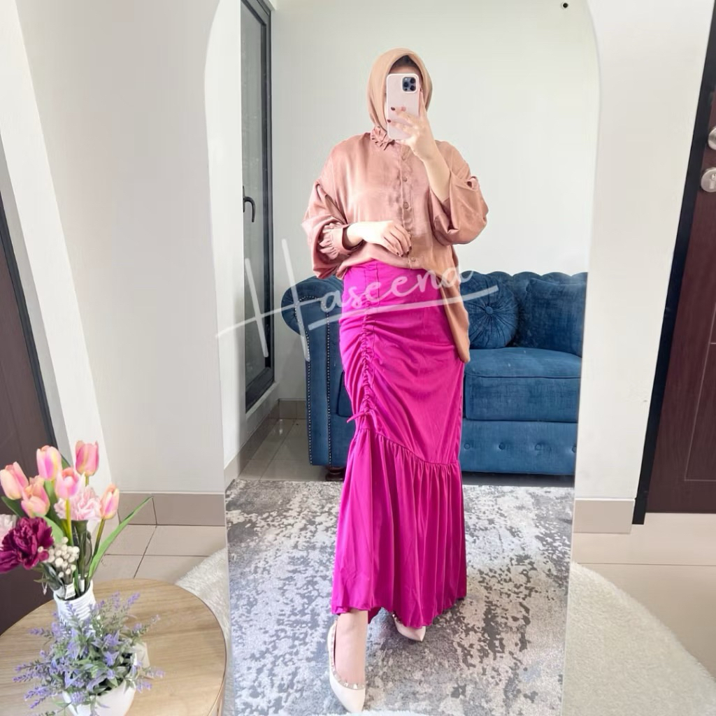 Rok panjang tali serut samping