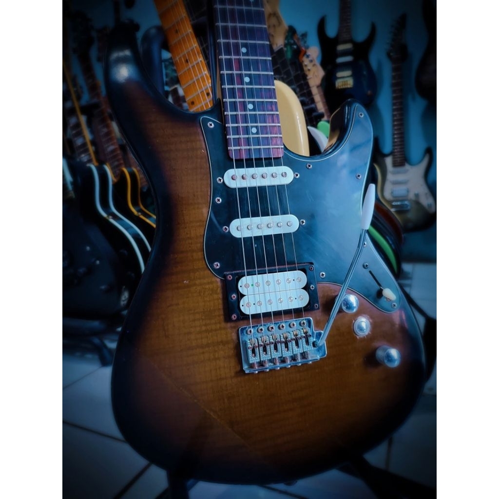 Gitar elektrik yamaha pasifica  112v original sudah pasang kill switch  kondisi relic  bekas pemakya