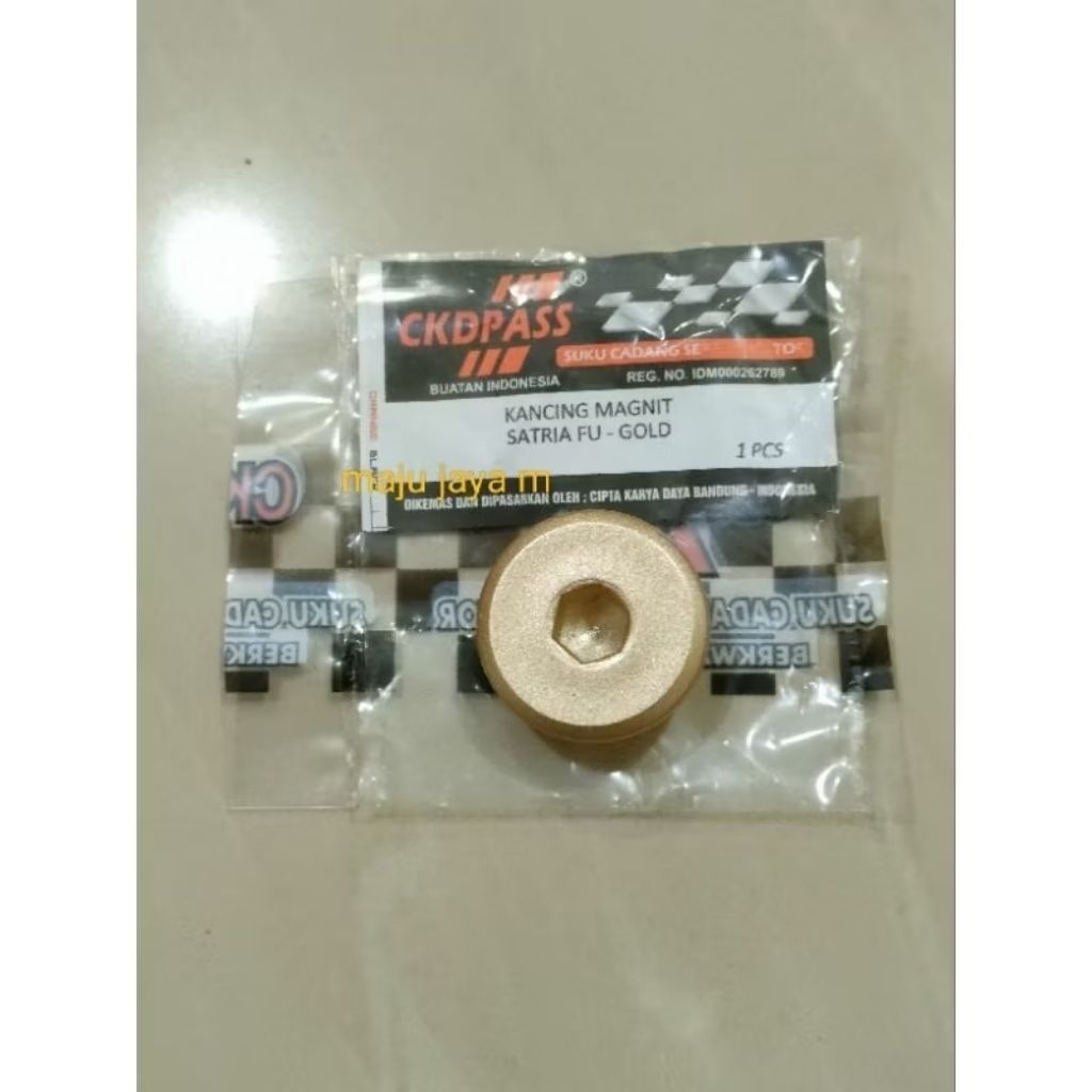 tutup kancing magnet satria fu gold