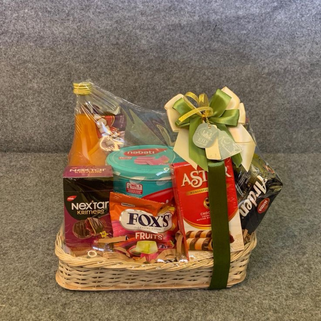 HAMPERS/PARCEL HARI RAYA/NATAL ISI 7 PCS SNACK/MINUMAN/JAJANAN KALENG