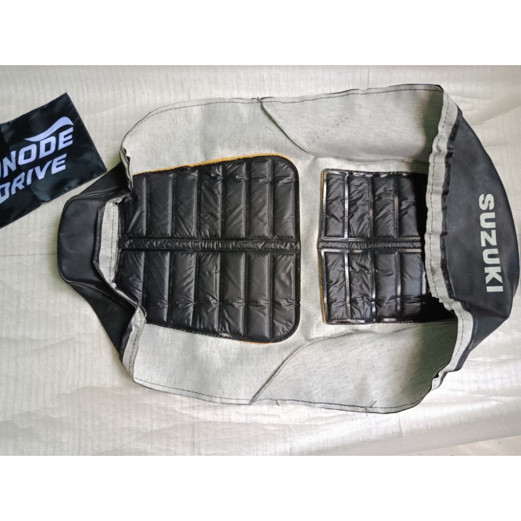 Cover Jok/Sarung Jok Suzuki A100 Tipe A5 (Tahun Tua) Original Baru NOS
