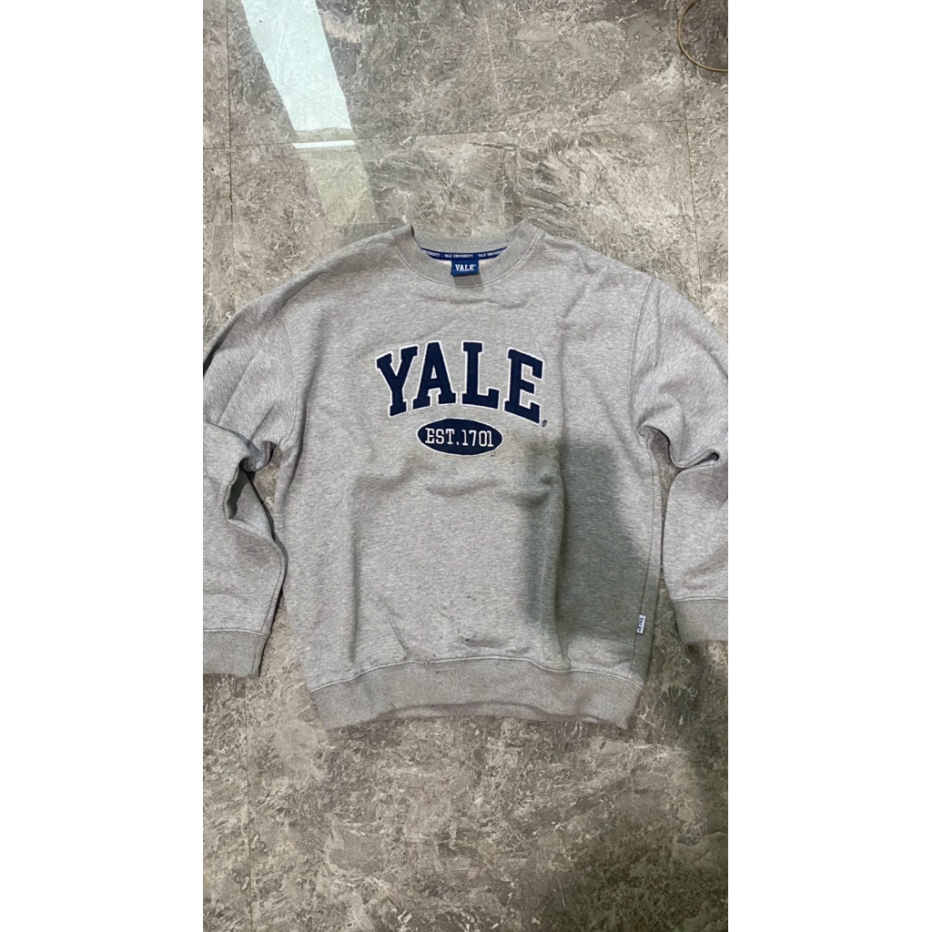 crewneck sweater yale