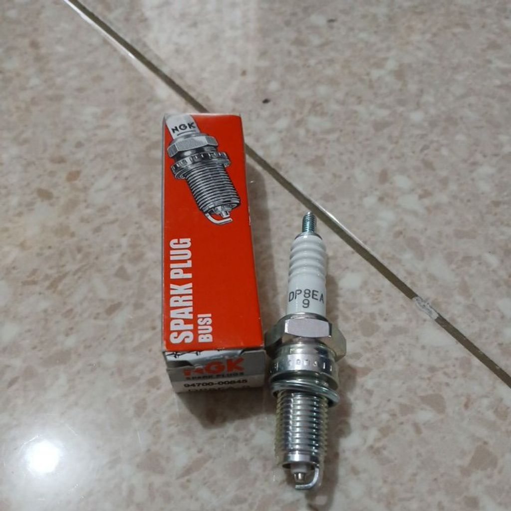 busi motor honda tiger megapro denso dp8ea-9 NGK  asli