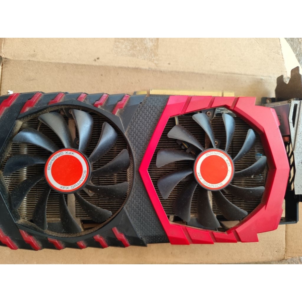 VGA RUSAK RX 570 8GB ARTEFAK