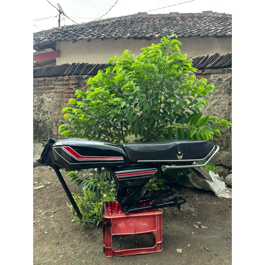 Rangka set/ Body set GL 100 ss komplit