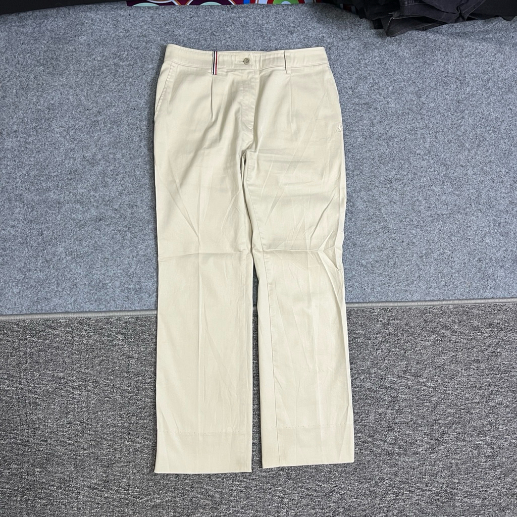 le coq sportif  celana bahan warna crame pria/wanita