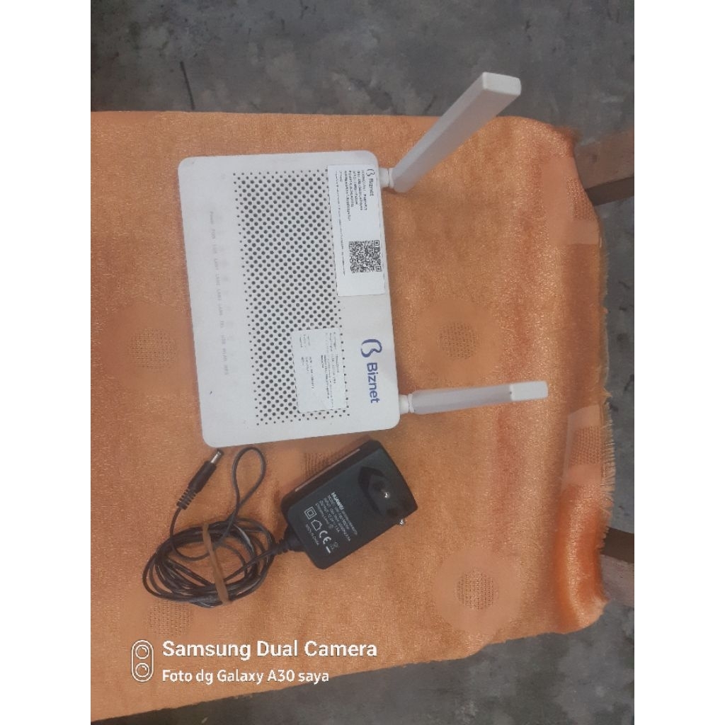 Modem Huawei Echolife EG8145V5 modem wifi Biznet port hijau second normal