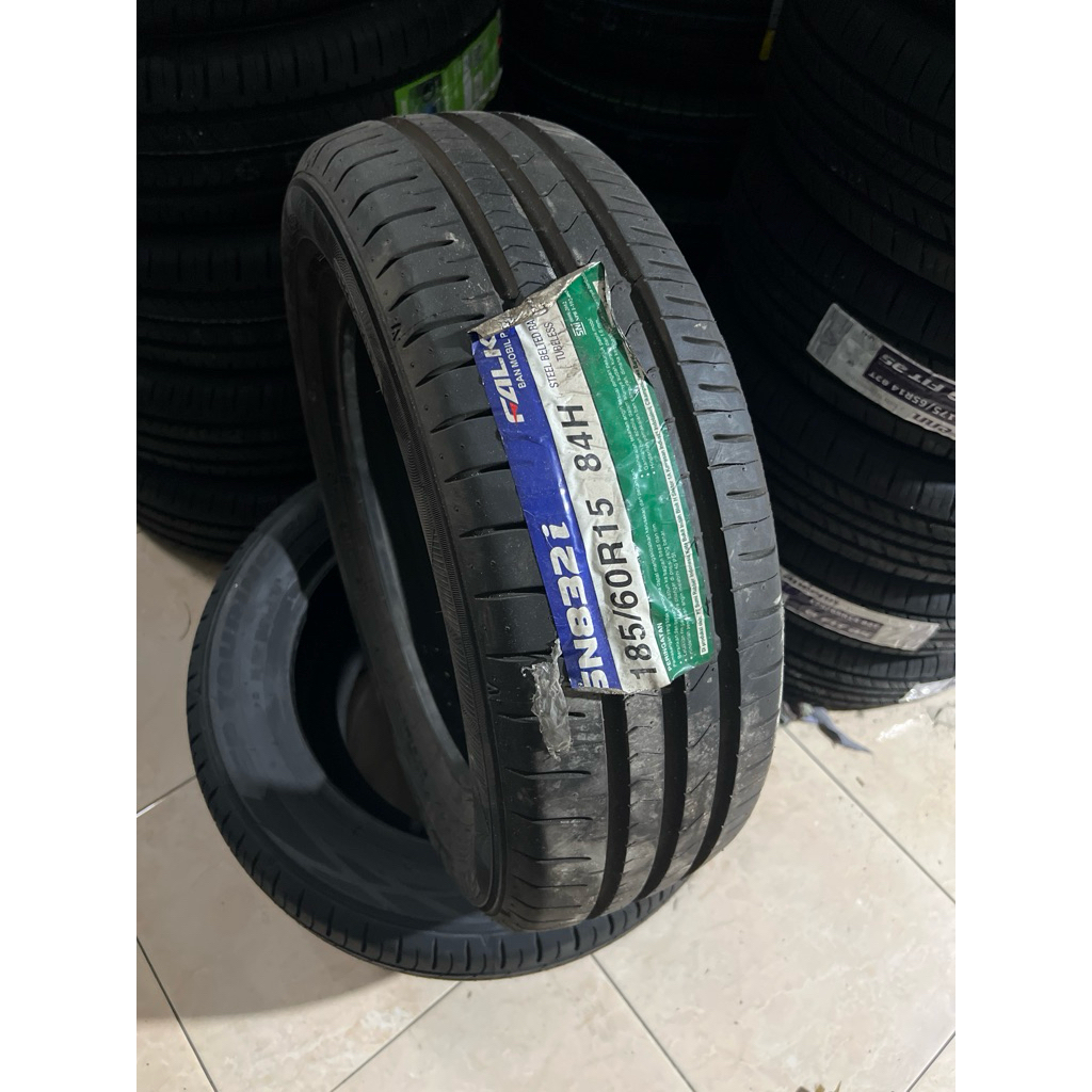 Ban Mobil Falken 185 60 R15 15 SN832I 84H Sincera
