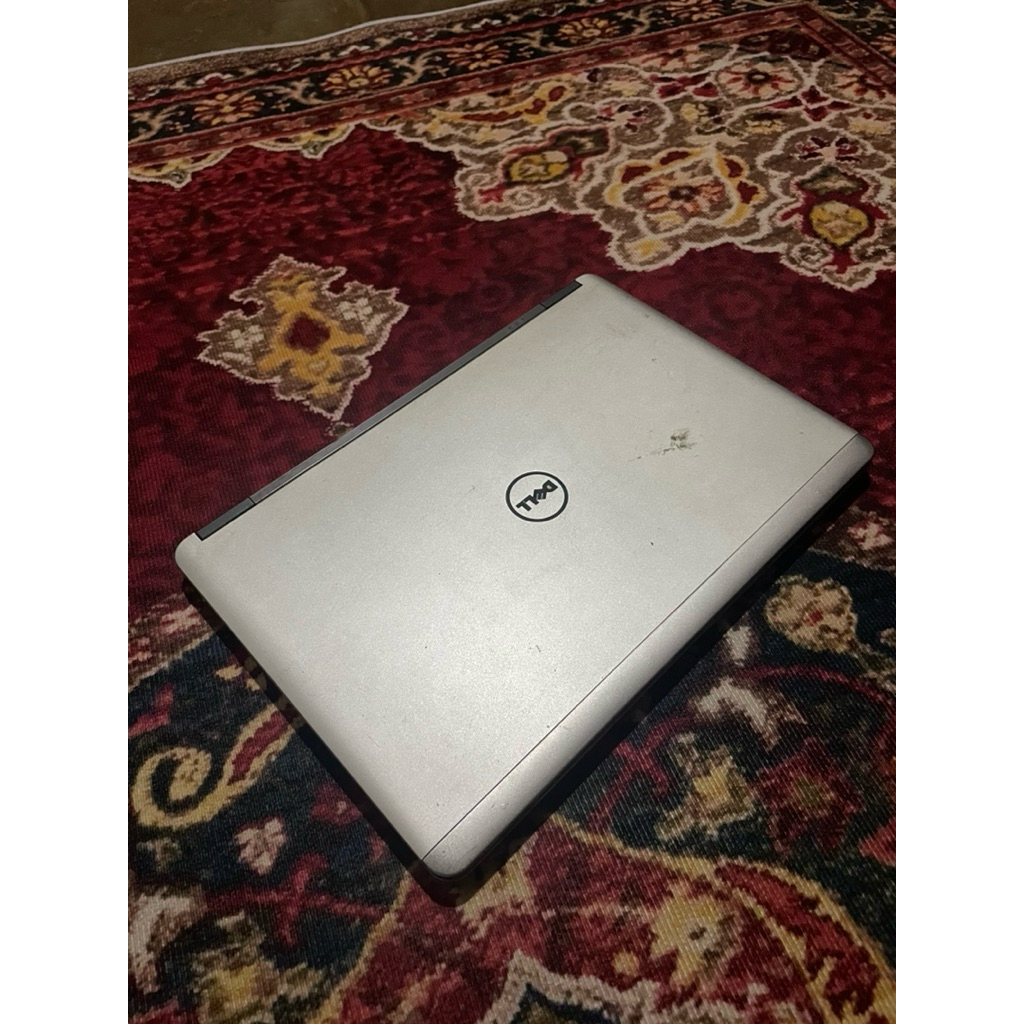 Laptop Dell Latitude E7440 i5 4300u minus