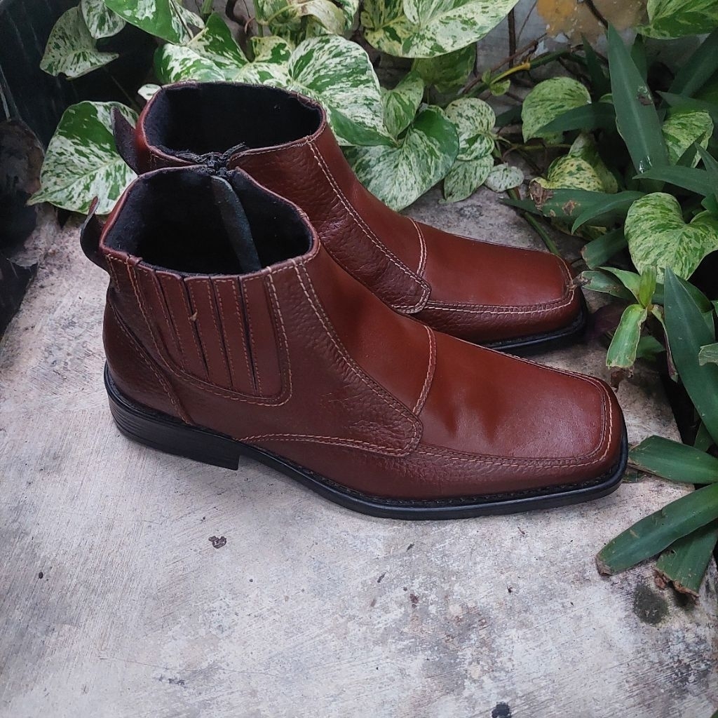 sepatu pantofel second txd size 38(25cm)