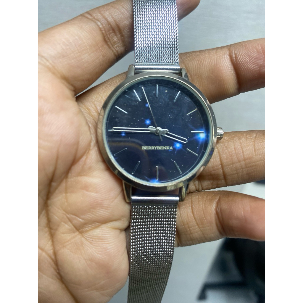 Jam Tangan Vintage BERRYBENKA