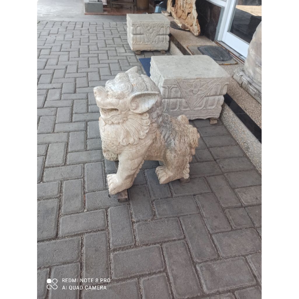 Patung kilin batu marmer satu setel