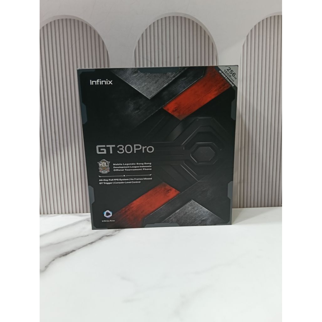 Infinix GT 30 pro 5g 8/256 + gift box gaming kit