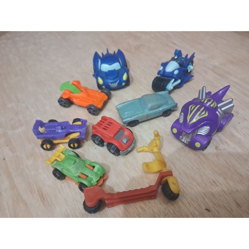 Mainan Hadiah Mobil Kinderjoy SET SEMUA Campur Mobil Batman Motor Batman Hadiah 9 pcs Mainan Mini Pl