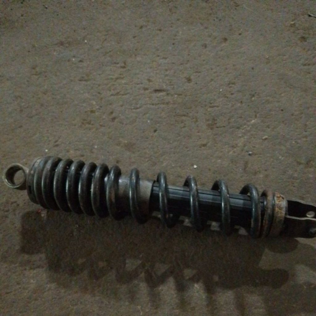 shock skok belakang yamaha mio sporty original copotan