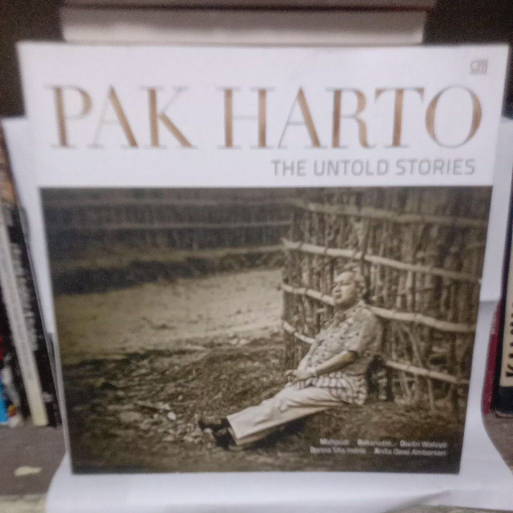 BUKU, PAK HARTO,THE UNTOLD STORIES