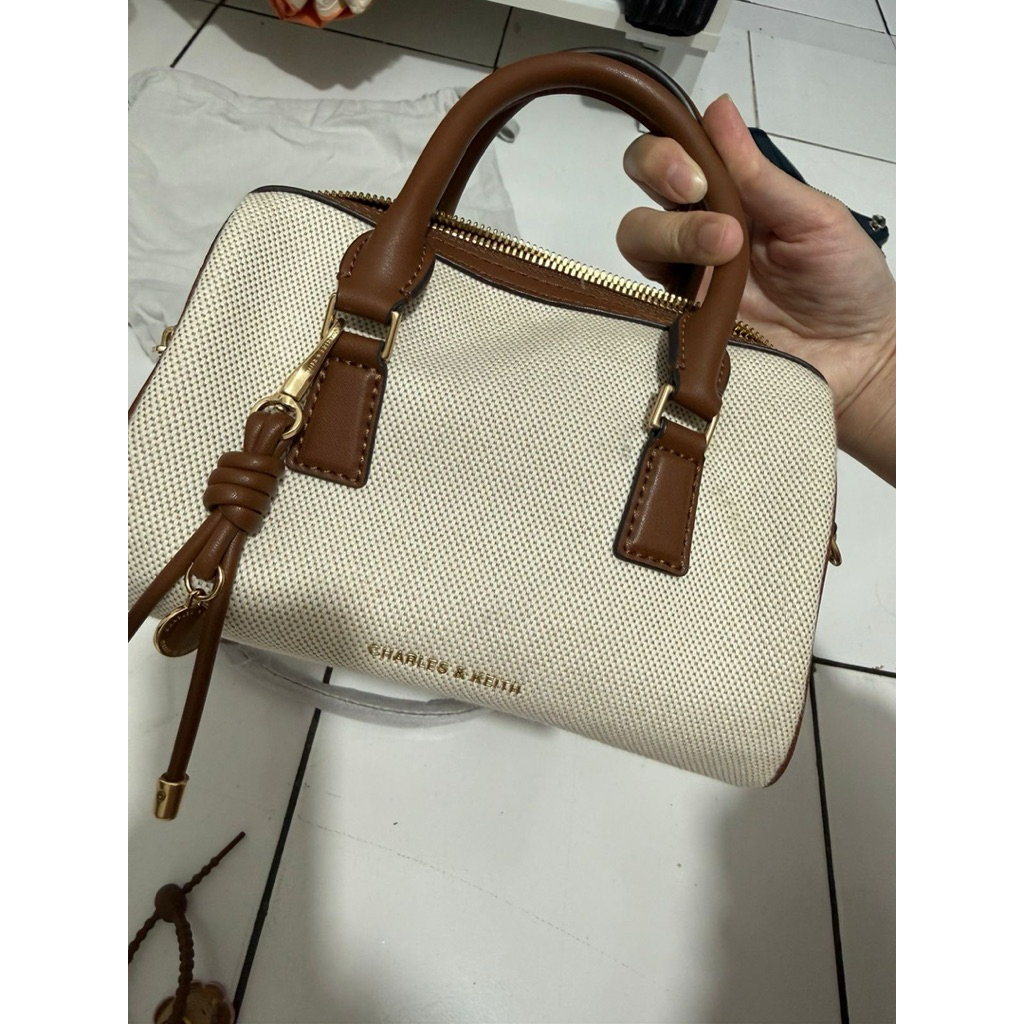 Preloved Tas CK original two tone Canvas