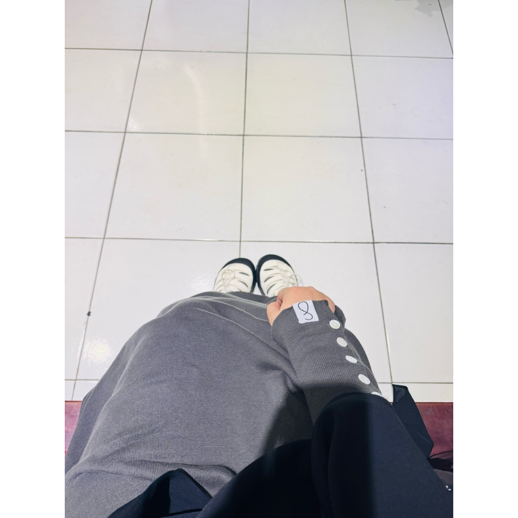 preloved bysofni Ueno Knit abaya by sofni