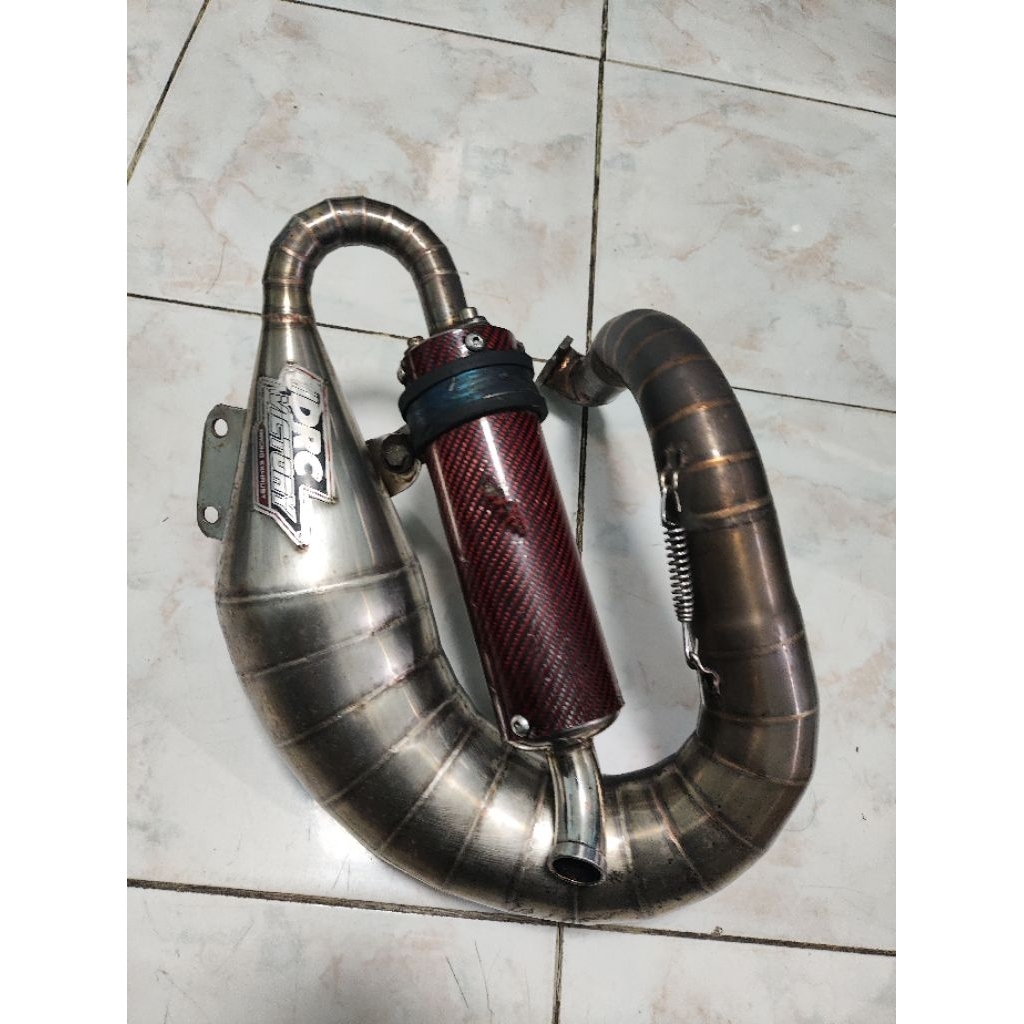 Knalpot DRC Victory Carbone Merah untuk Vespa PTS Special Smallframe PK